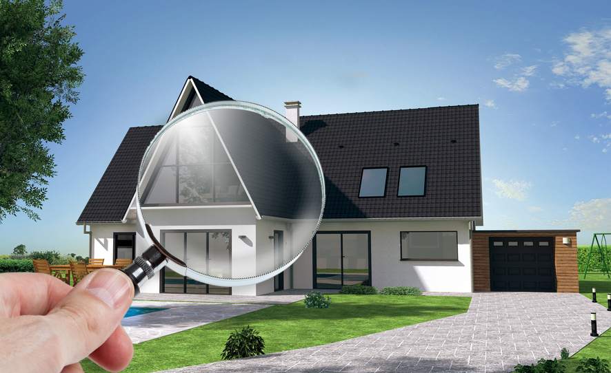 Présentation d'une maison sur tablette avec zoom sur véranda